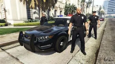 What gta mod lets you be a cop?