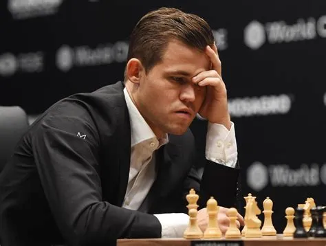 How much is magnus carlsen iq?