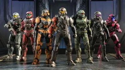 How many players can play halo multiplayer?