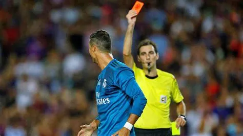 Who has the most yellow cards messi or ronaldo?