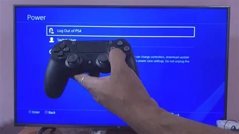 Can you have 2 users on ps4?