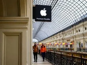 Can russians buy apple?