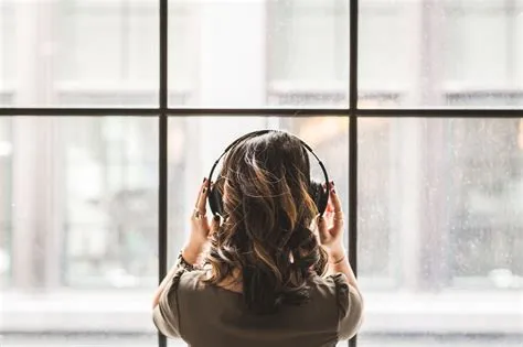 Do podcasts distract you?