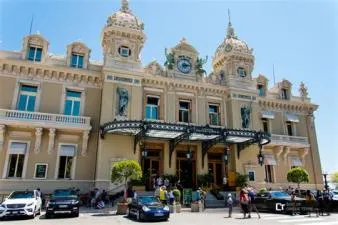 Can you take photos in monte carlo casino?