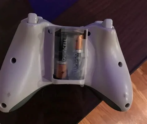 How long will xbox battery last?