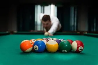 Are there different types of pool game?