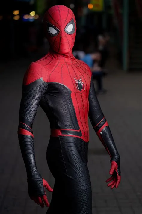 Does spider-man wear a suit?