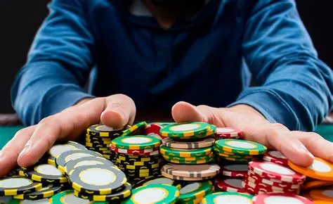 Is there a limit in poker?