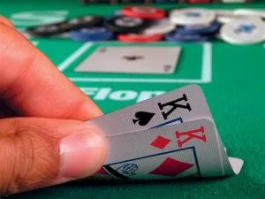 What percent of poker is luck and skill?