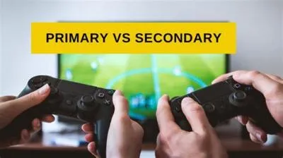 Whats the difference between primary and secondary ps4 account?