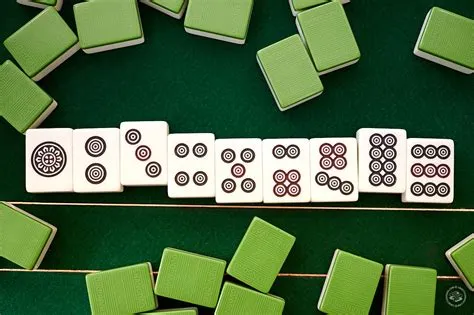 What is the purpose of playing mahjong?