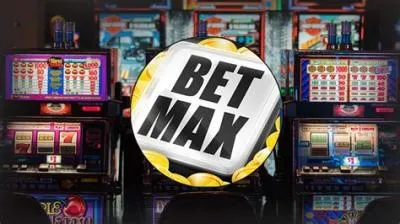 Is it better to bet max on slot machines?