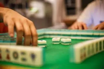 Do people play mahjong in korea?