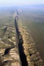 Who would be affected by the san andreas fault?