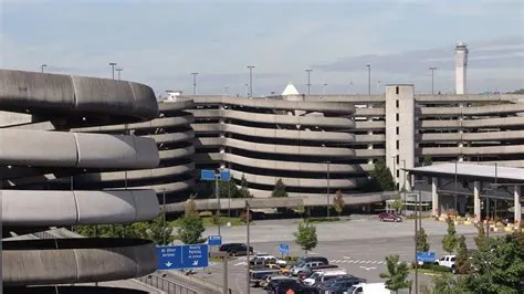 What is the 2nd biggest parking lot in the world?