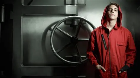 How old is ryo in money heist?