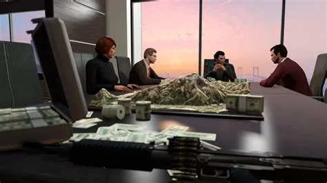 What is the difference between mc president and ceo gta online?