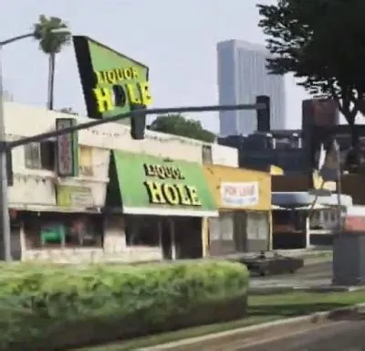 How many holes are in gta 5?