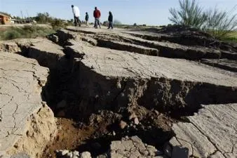 Why are people scared of the san andreas fault?