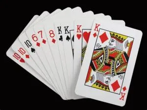 What is the difference between 13 card rummy and 21 card rummy?