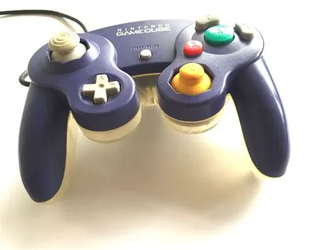 Why do people prefer gamecube controllers?