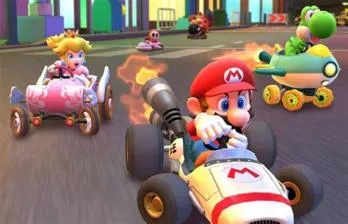 How many players can play mario kart online?