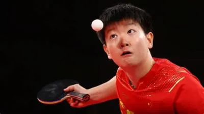 How much do chinese table tennis players make?