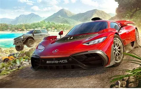 Is forza horizon 4 a free world?