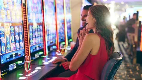 What celebrities play slots?