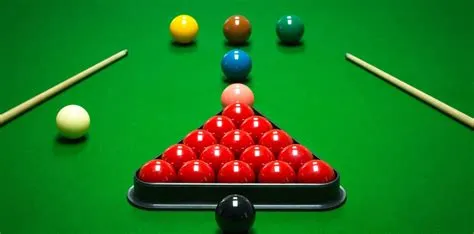 Is ball in hand allowed in snooker?