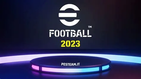 Does efootball 2023 play with data?